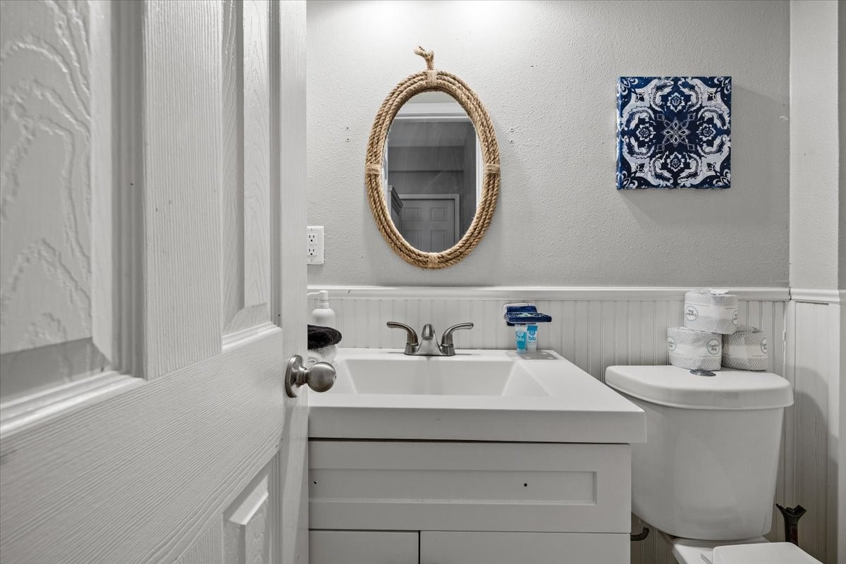 3719 Brewster Key Property Photo 24