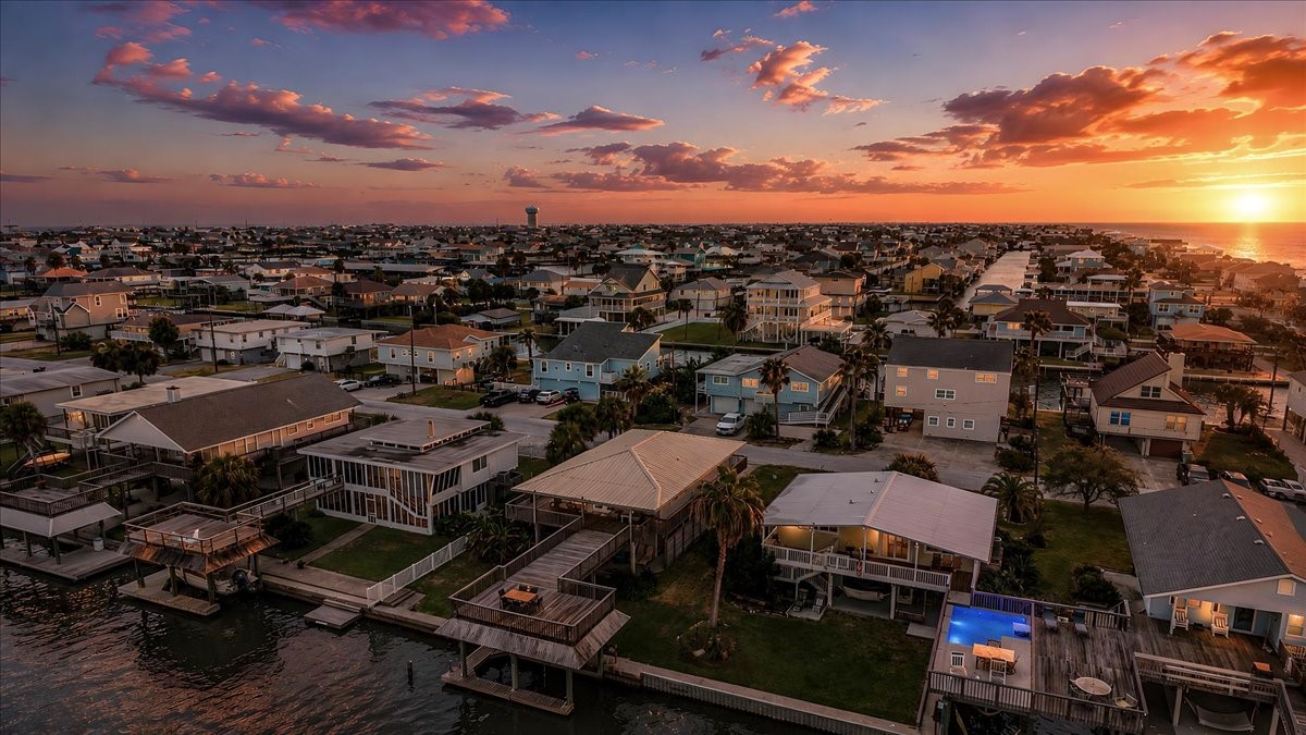 3719 Brewster Key Property Photo 48
