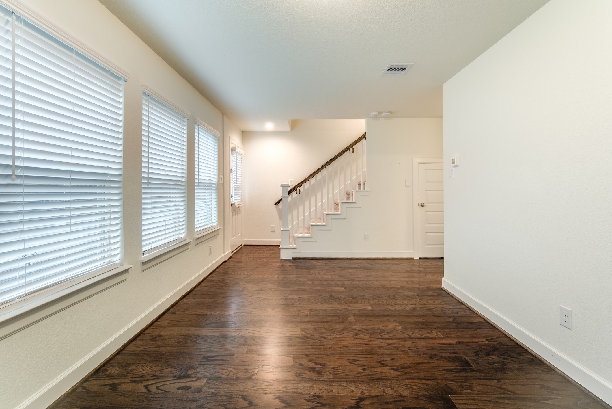 10709 Centre Forest Drive Property Photo 8