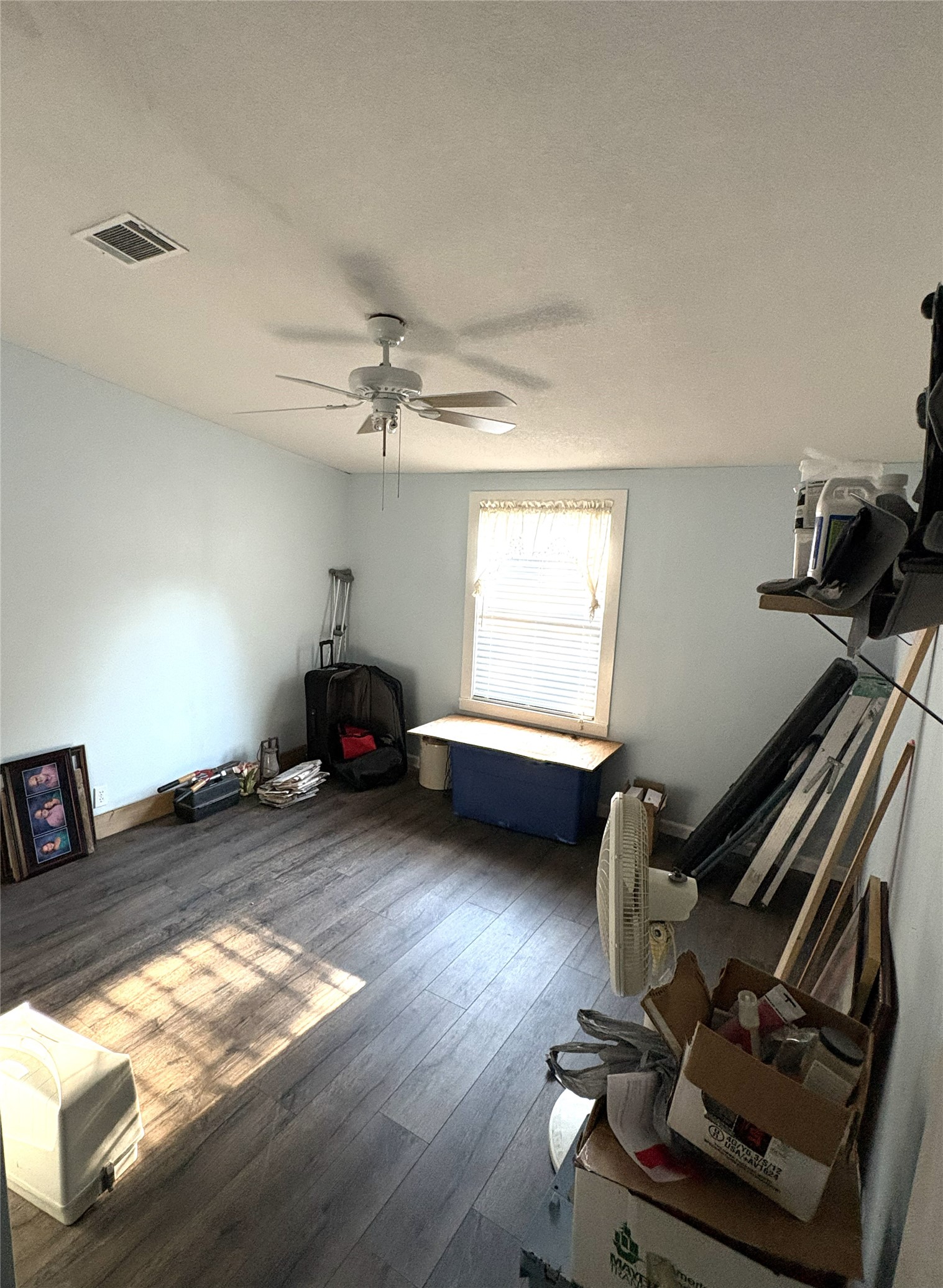 327 Laura Lane Property Photo 10