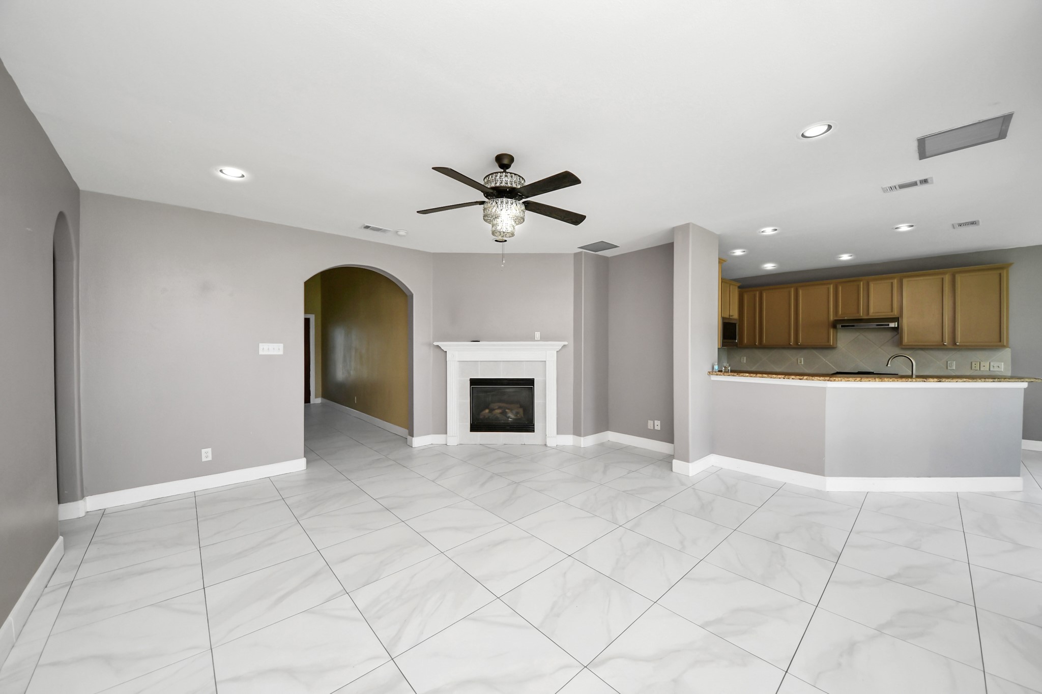 4610 Plum Forest Road Property Photo 6