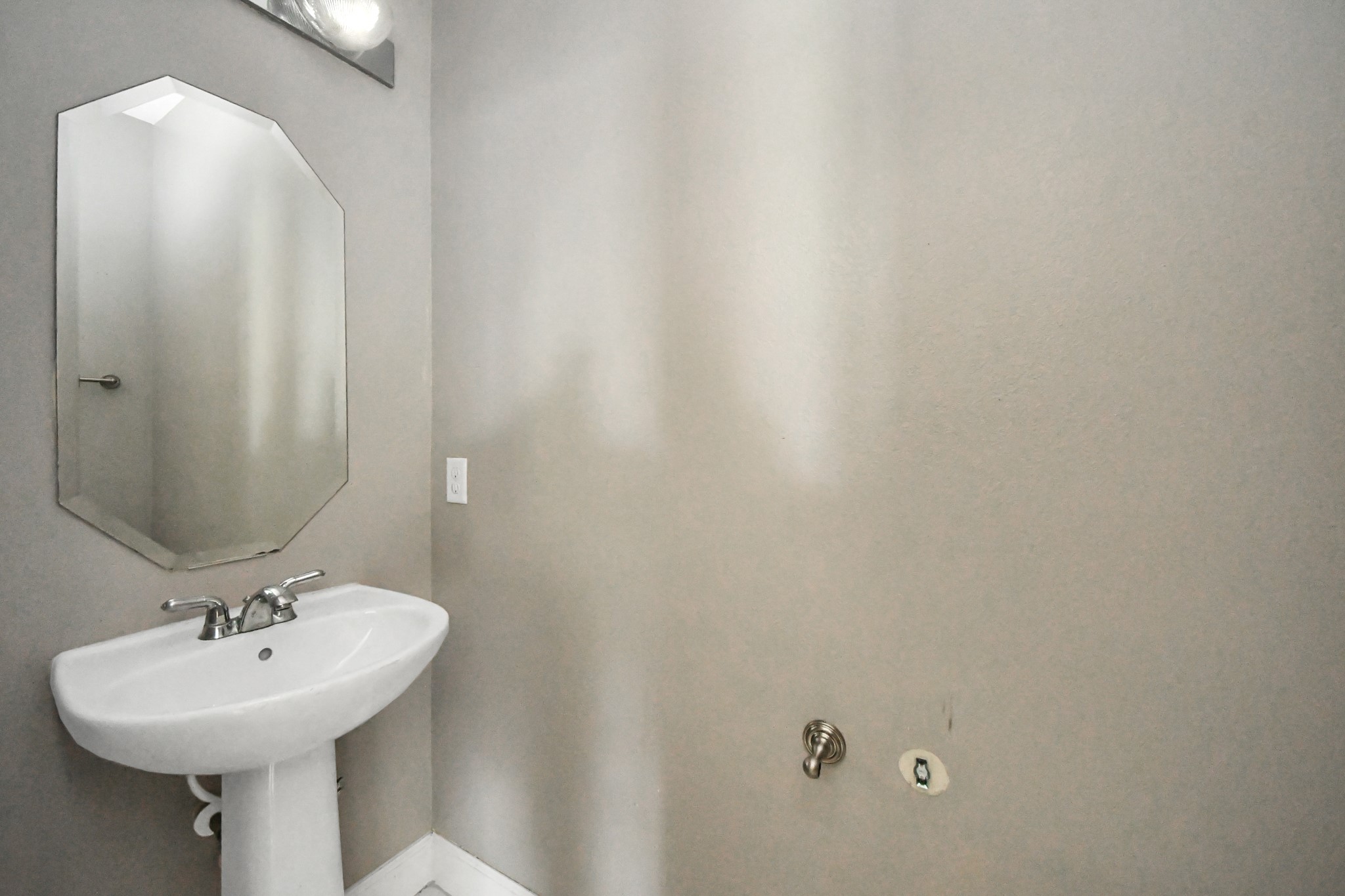 4610 Plum Forest Road Property Photo 19