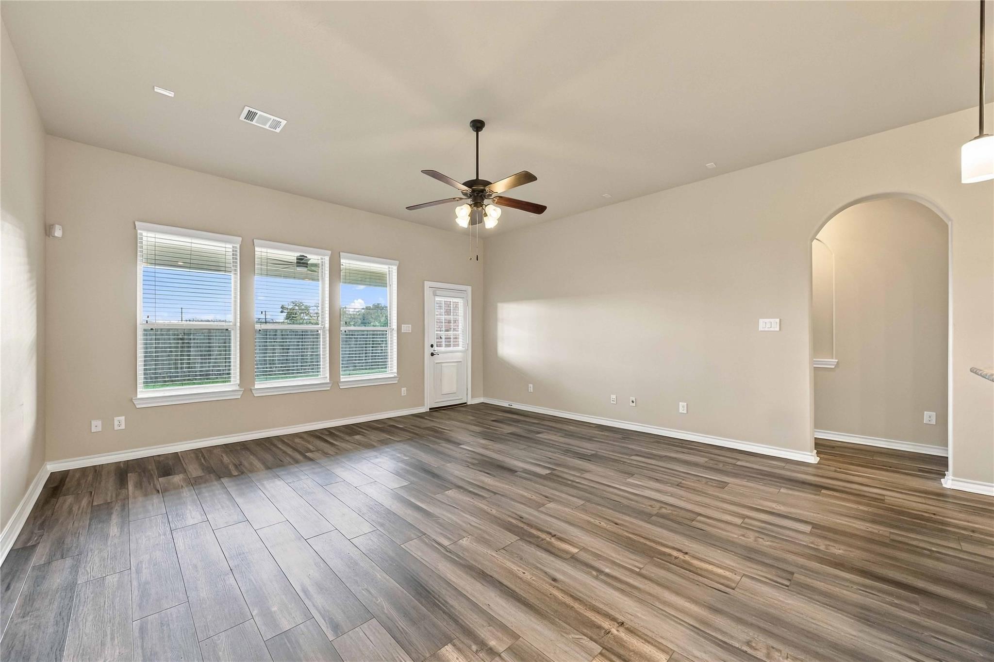 2210 Dama Drive Property Photo 12