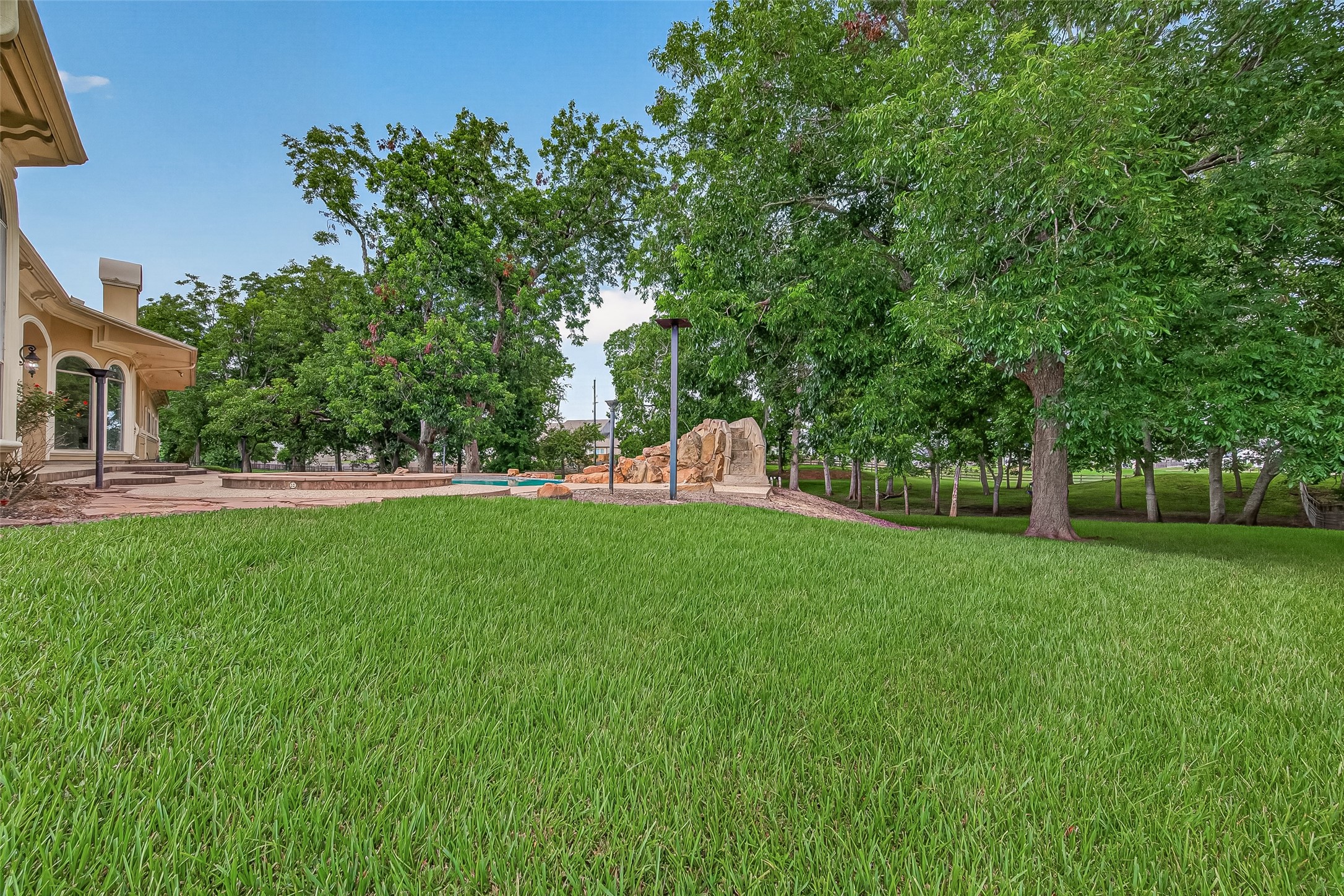 4011 Westerdale Drive Property Photo 39
