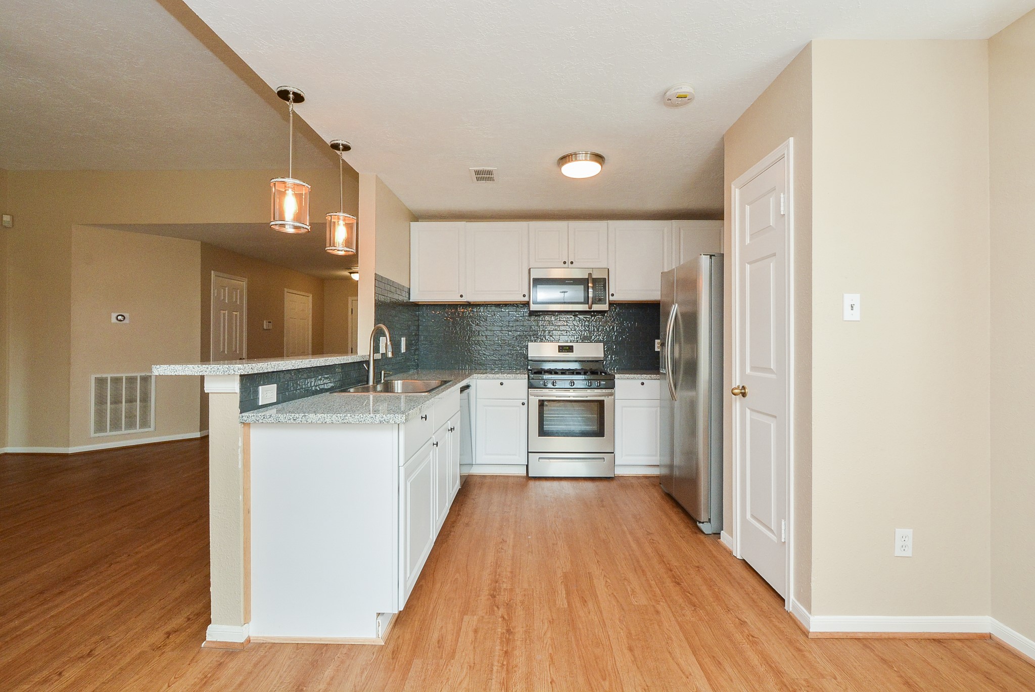 22811 Market Square Lane Property Photo 14