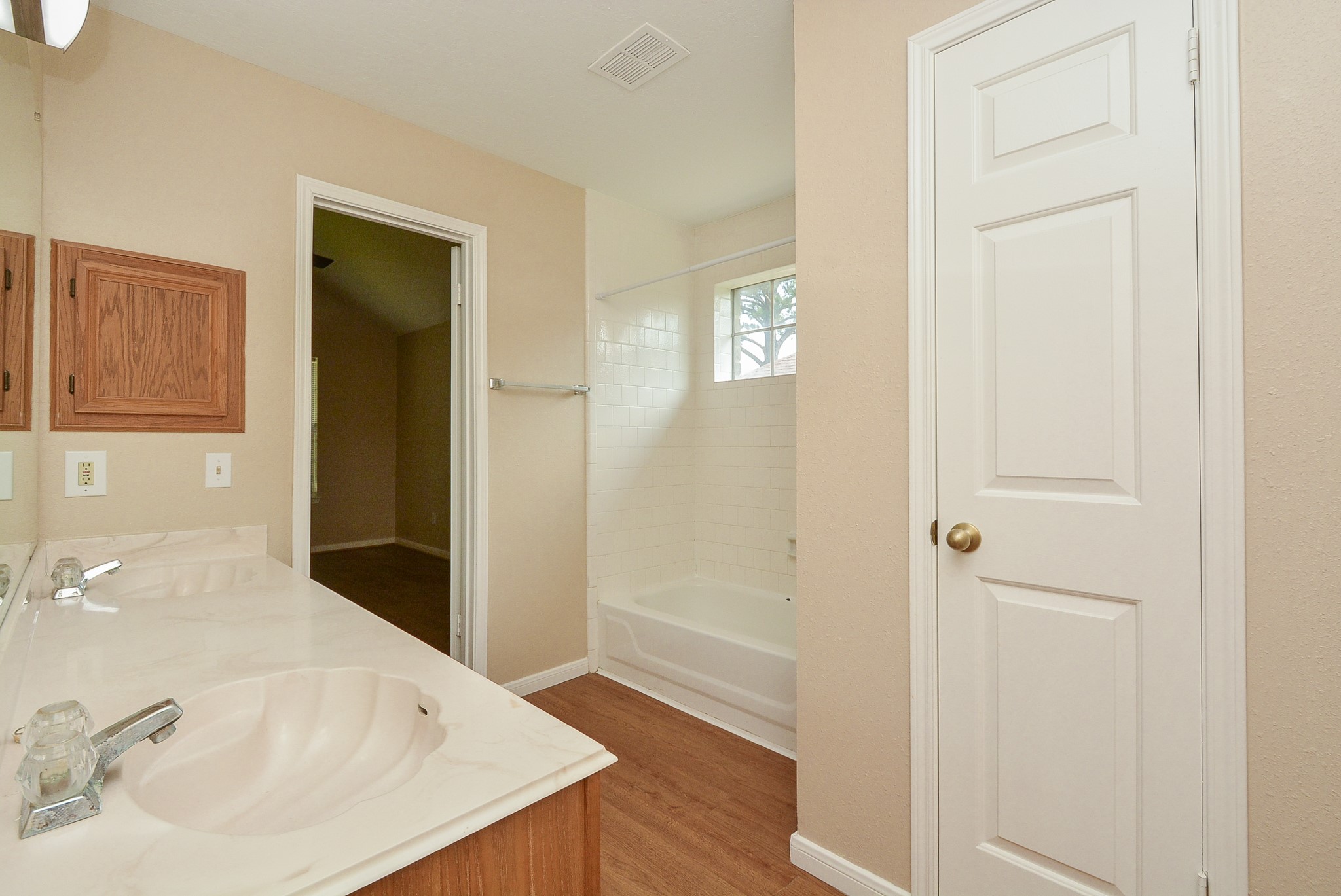 22811 Market Square Lane Property Photo 27