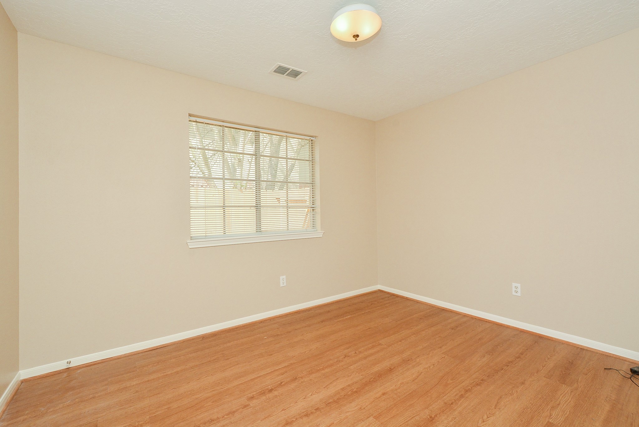 22811 Market Square Lane Property Photo 28