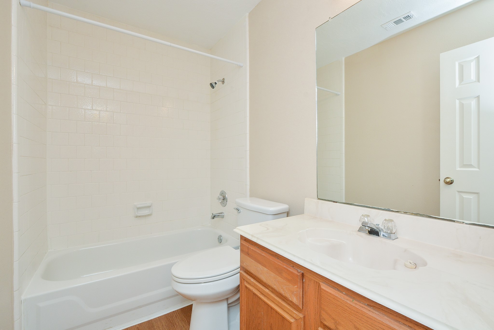 22811 Market Square Lane Property Photo 29