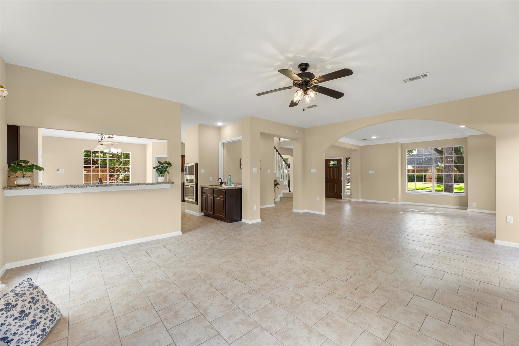 3230 Serene Oak Drive Property Photo 8