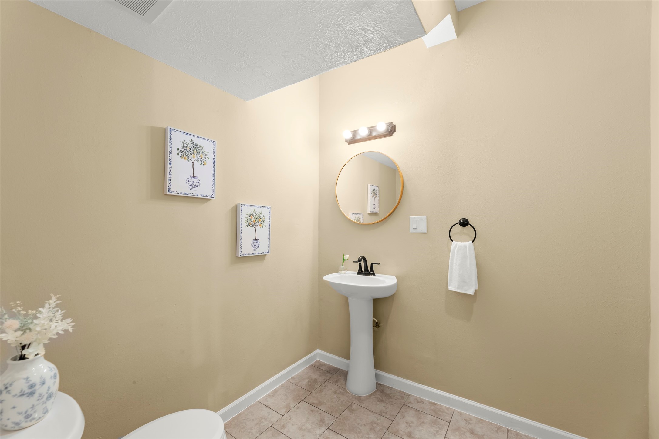 3230 Serene Oak Drive Property Photo 21