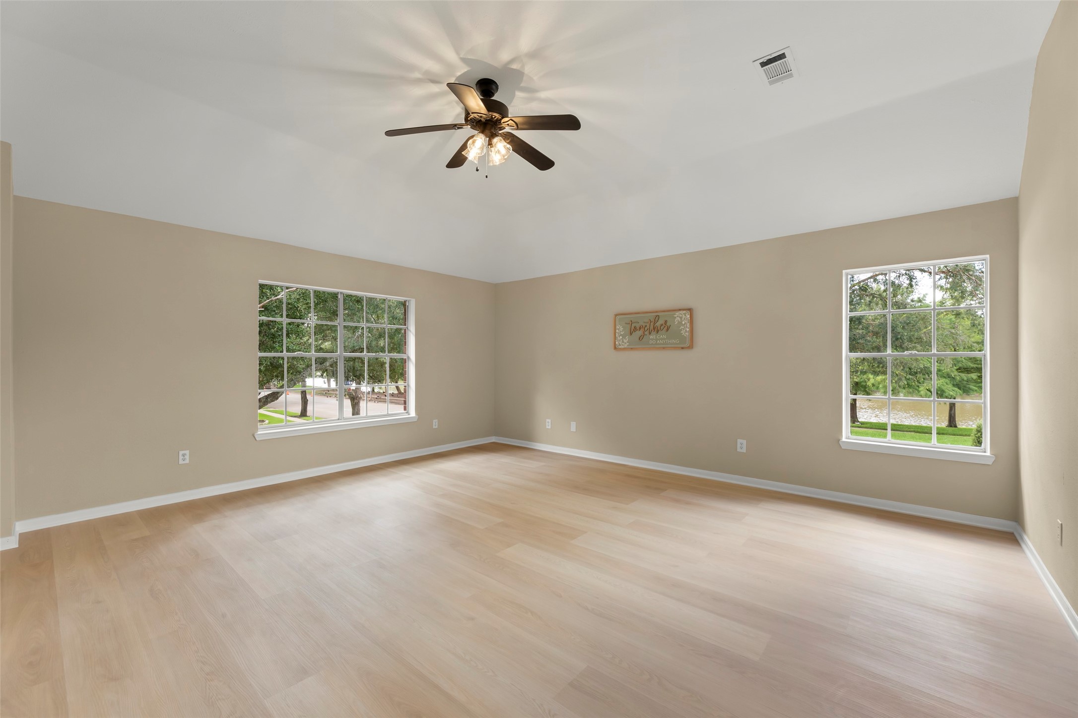 3230 Serene Oak Drive Property Photo 33