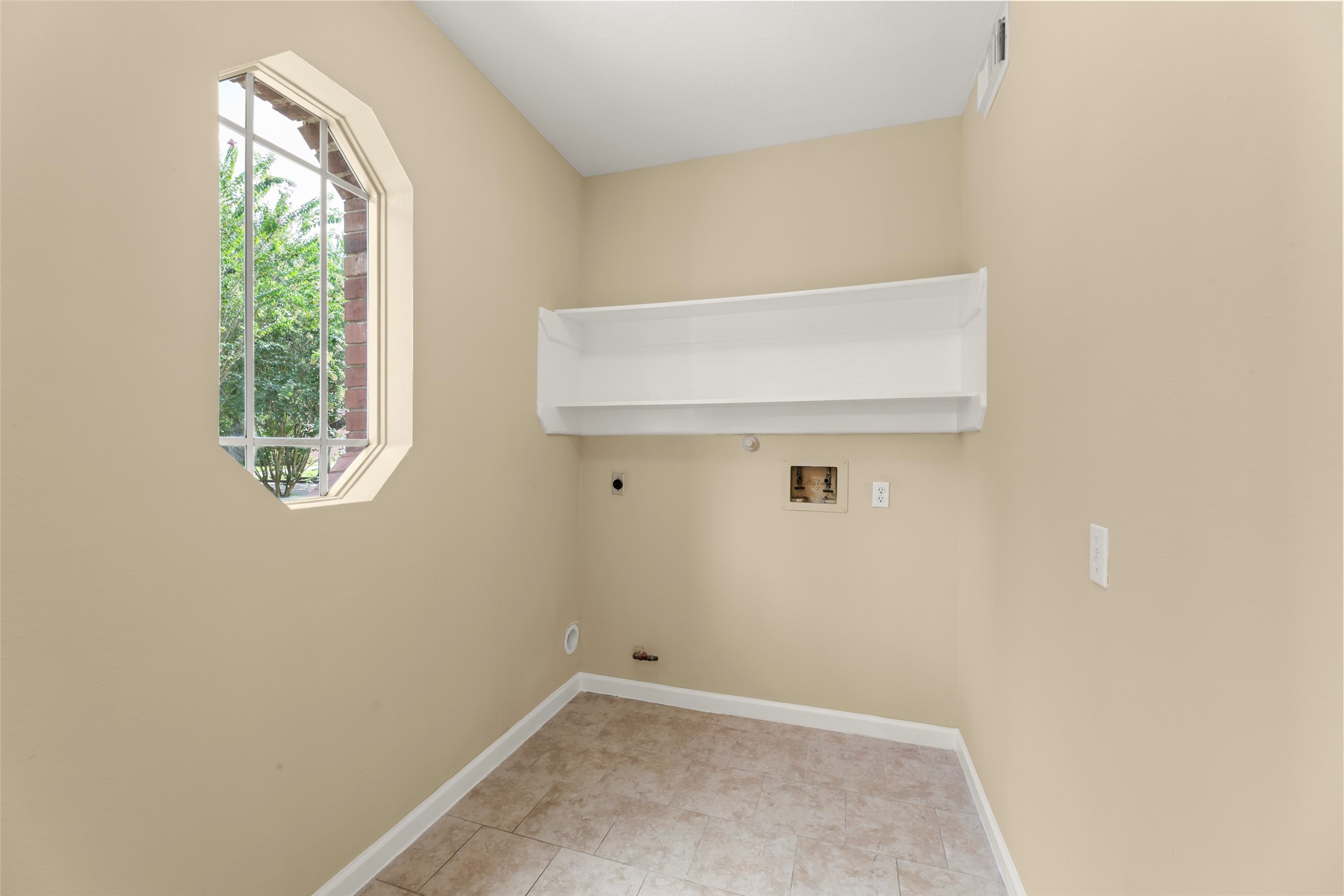 3230 Serene Oak Drive Property Photo 38
