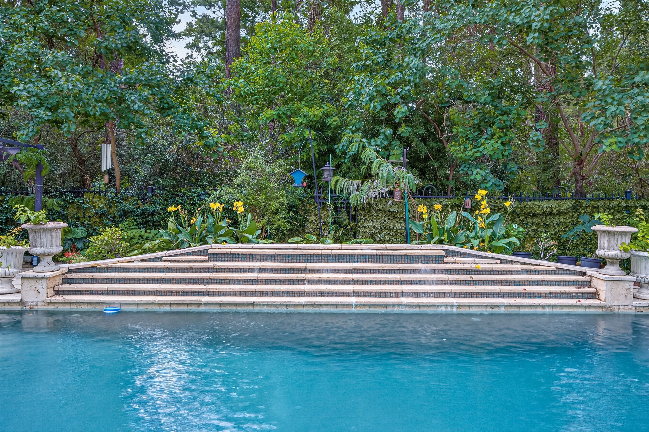 22 Frontenac Way Property Photo 3