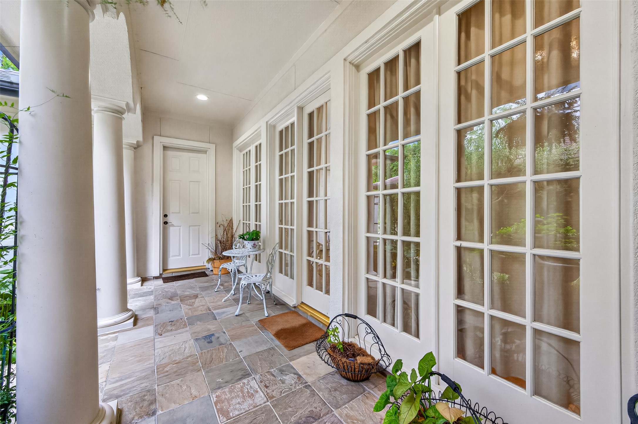22 Frontenac Way Property Photo 10