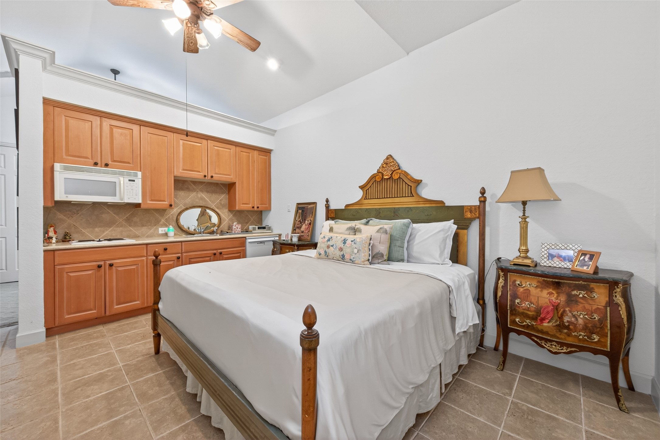 22 Frontenac Way Property Photo 40