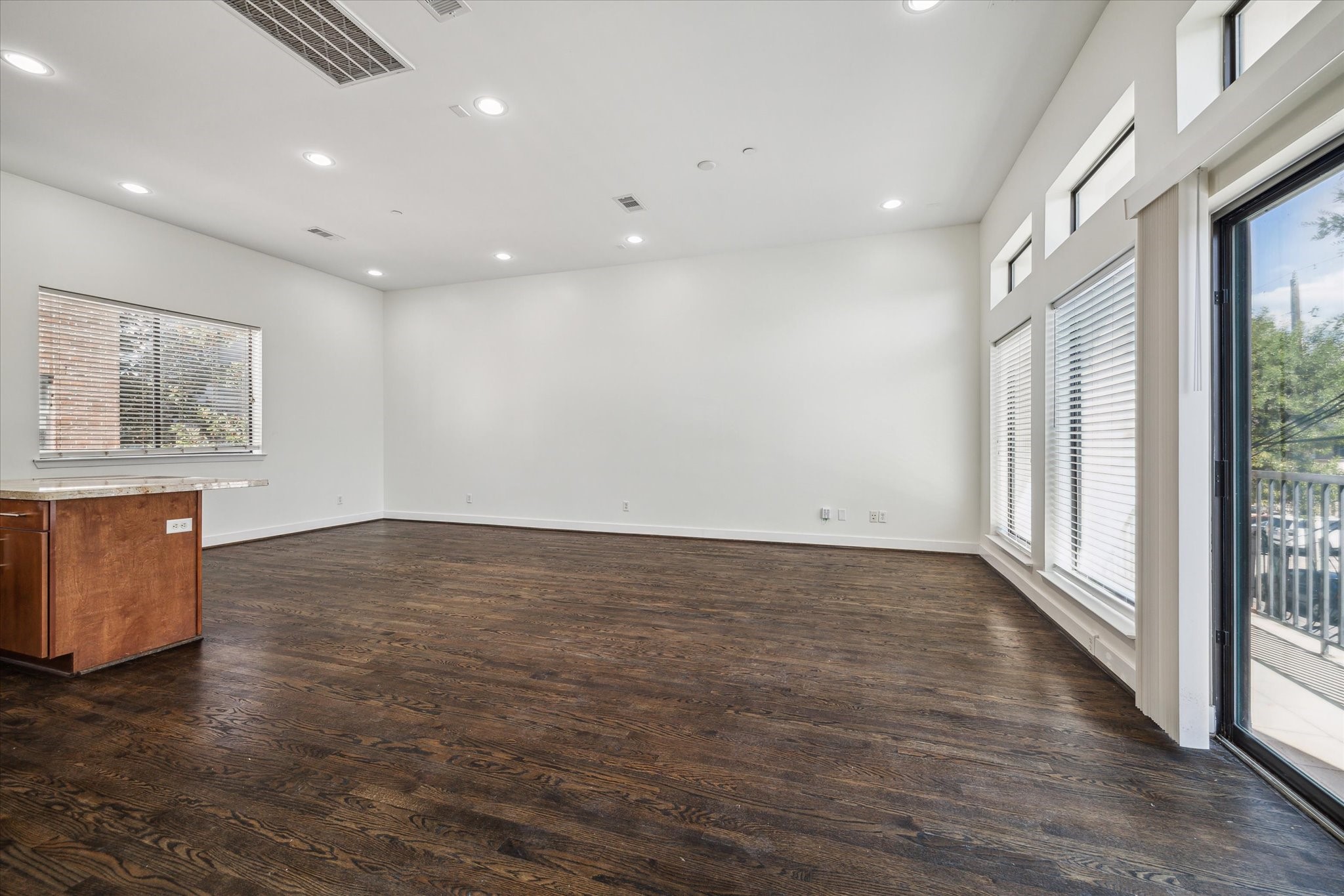 1316 Welch Street Property Photo 3