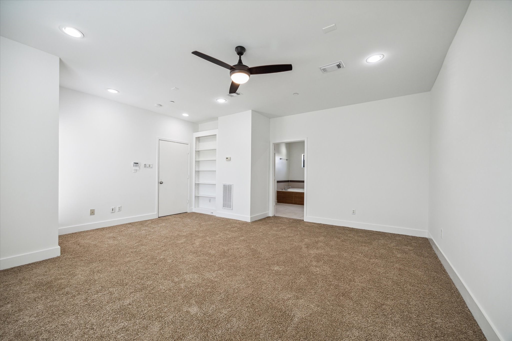 1316 Welch Street Property Photo 11