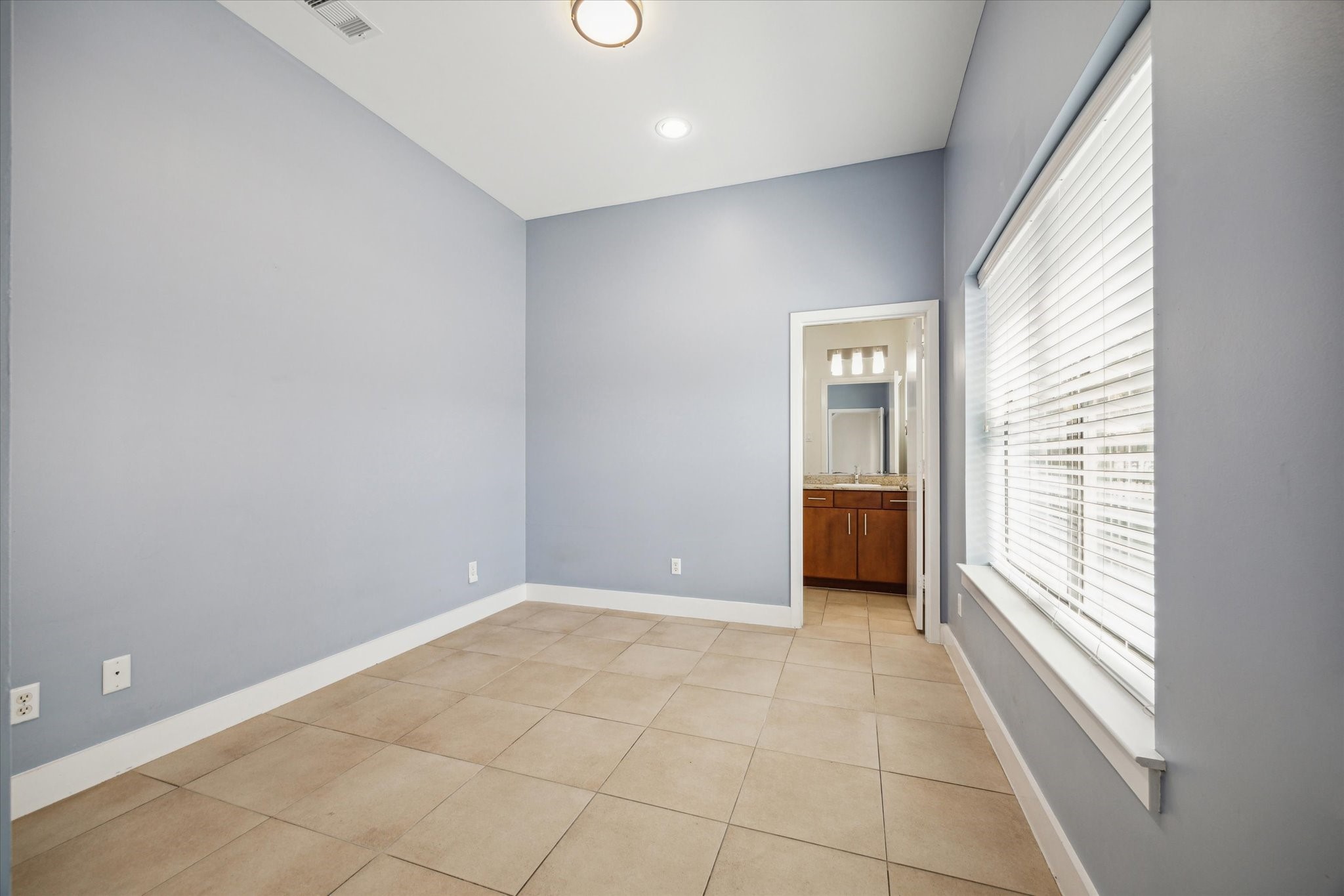 1316 Welch Street Property Photo 17