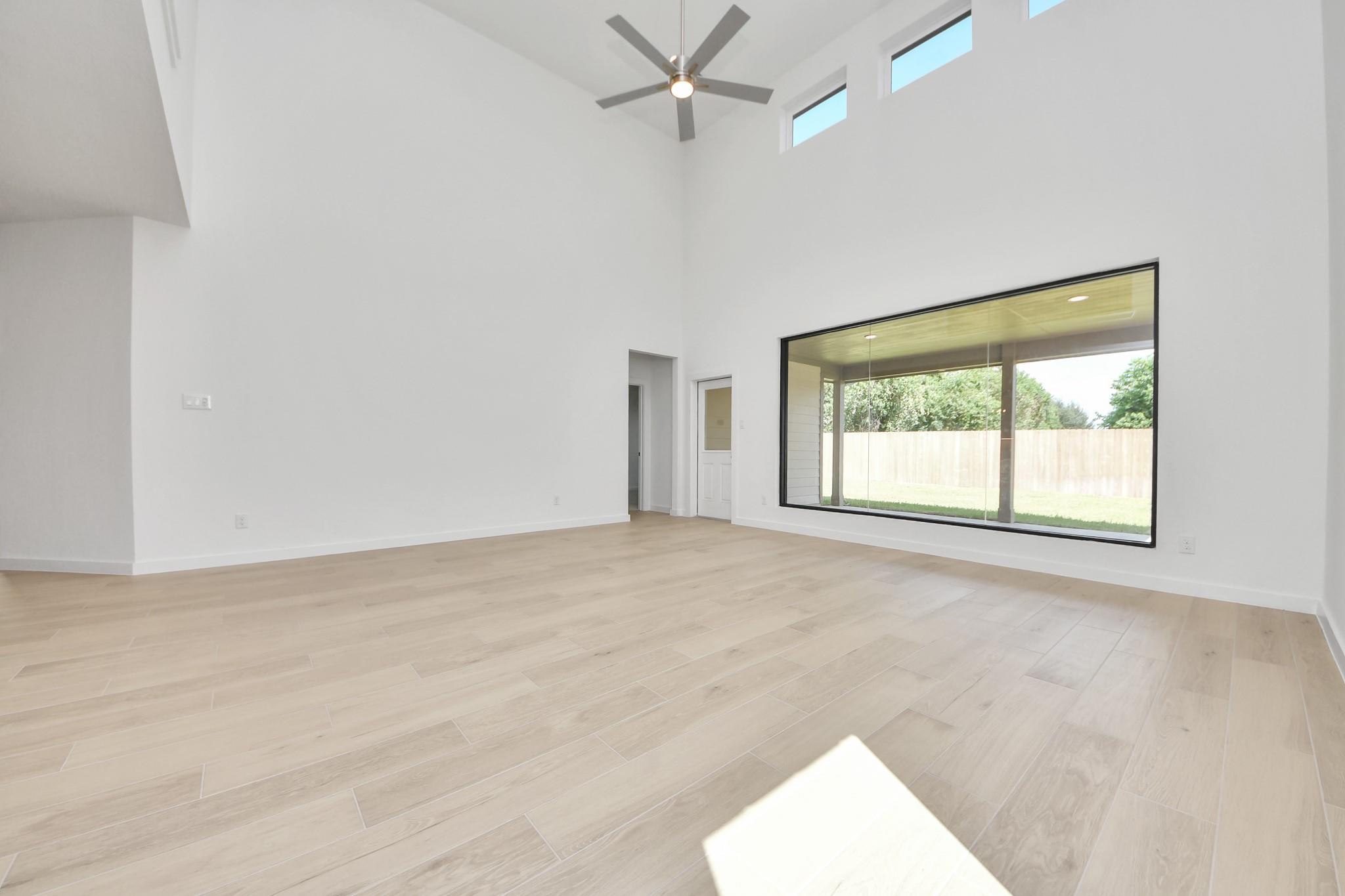 11631 Leafy Laurel Drive Property Photo 15