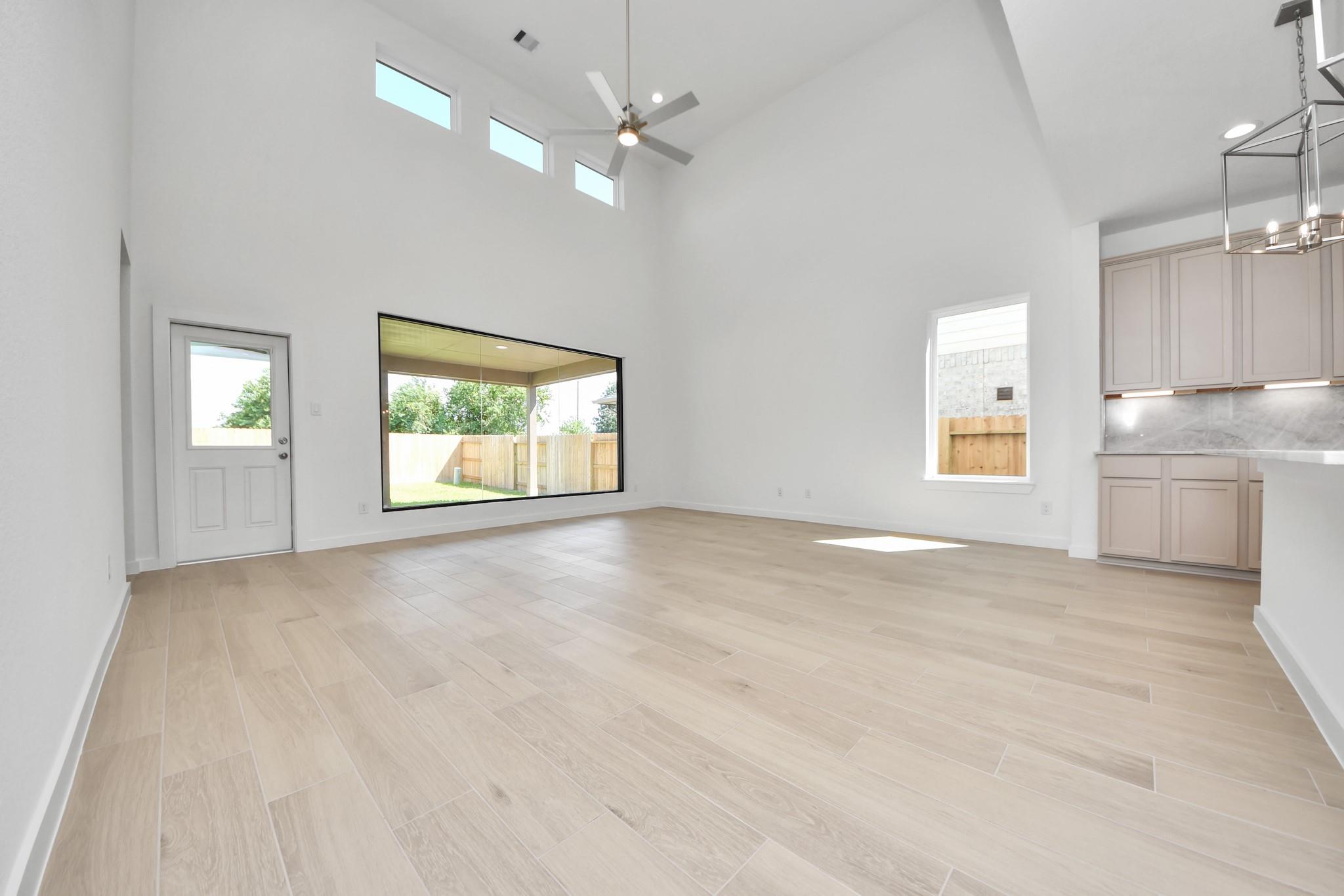 11631 Leafy Laurel Drive, Houston Tx 77066 Property Photo 18