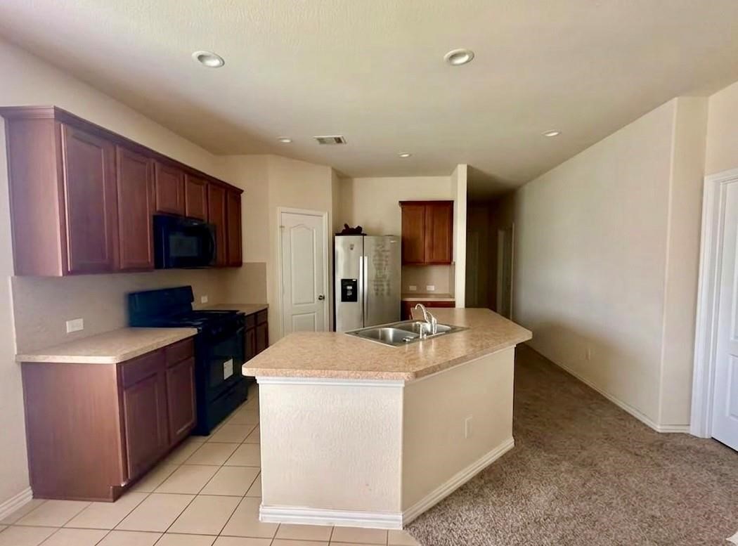 3402 Water Lilly Way Property Photo 4