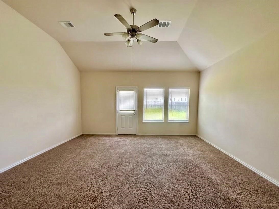 3402 Water Lilly Way Property Photo 6