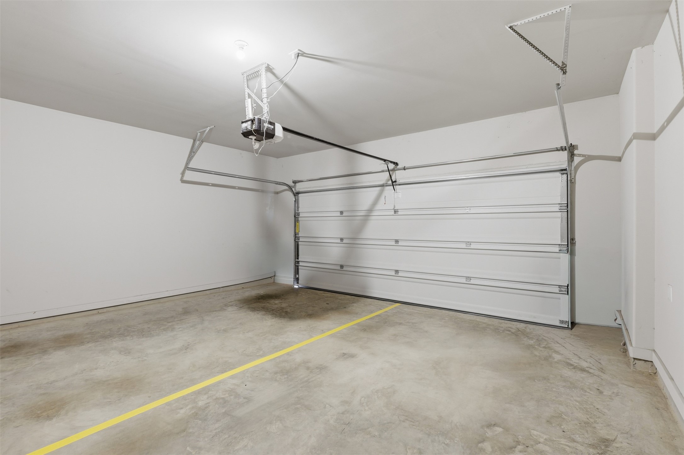 9946 Storehouse Drive Property Photo 24