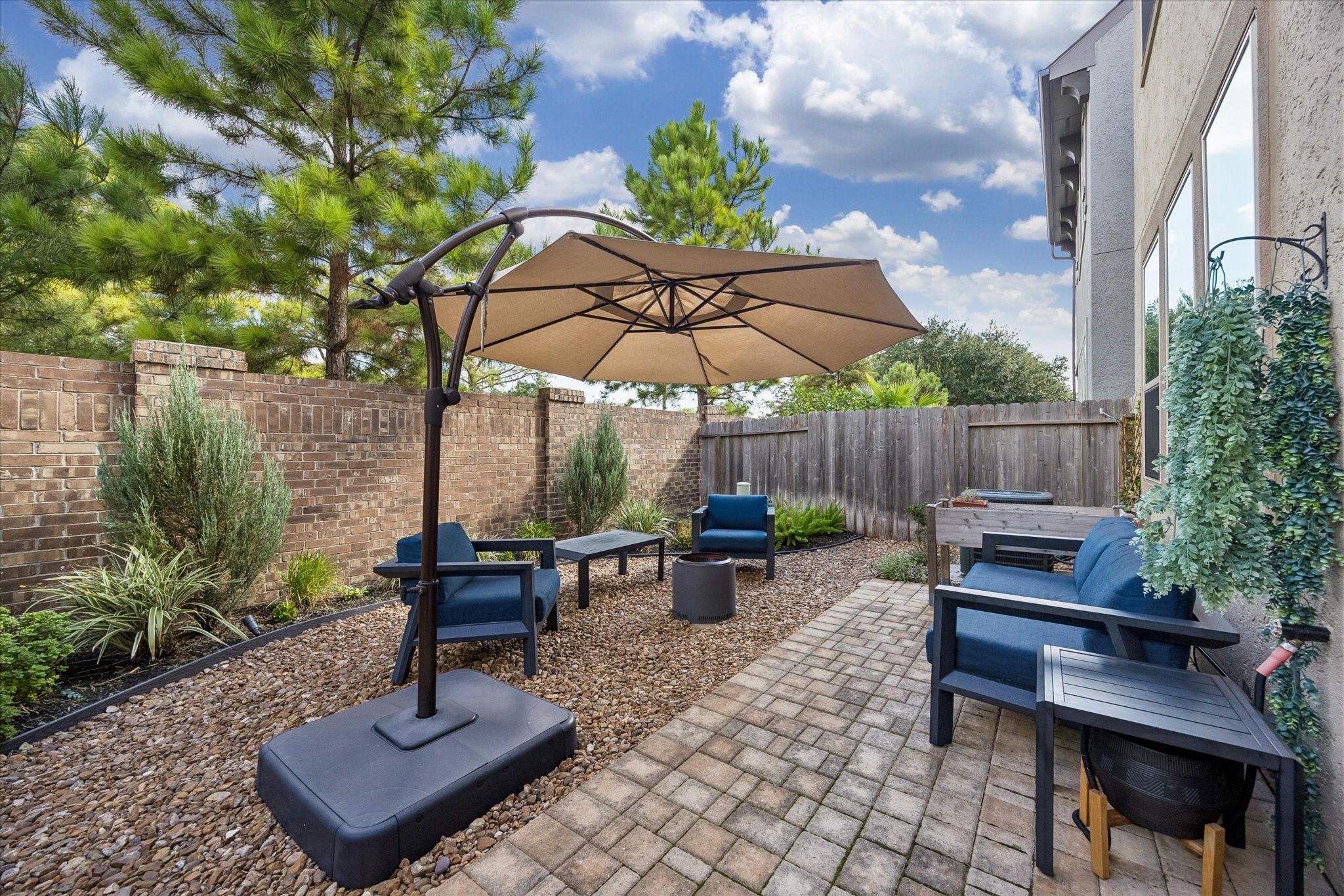 10608 Centre Glade Drive Property Photo 25