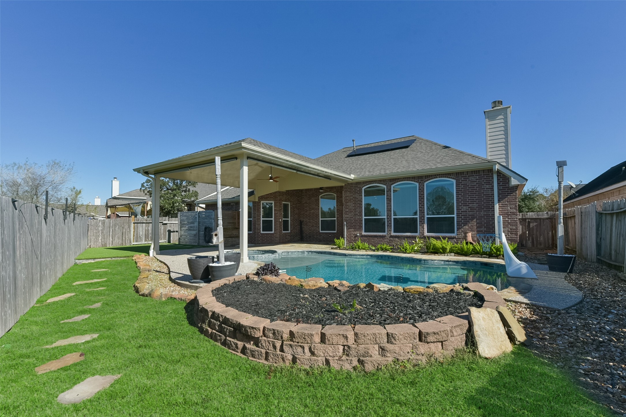 17207 Eagle Ledge Drive Property Photo 1
