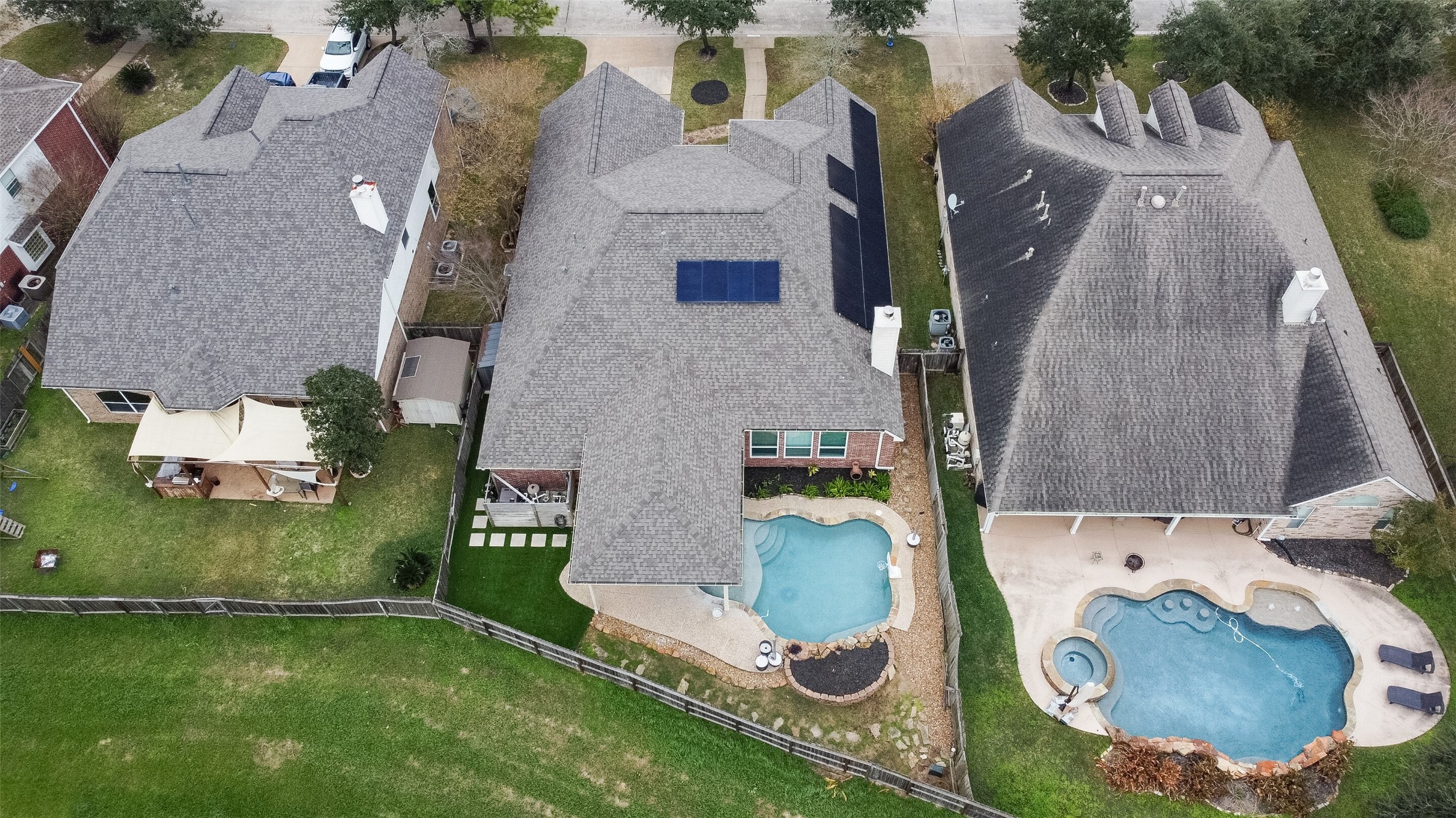 17207 Eagle Ledge Drive Property Photo 4