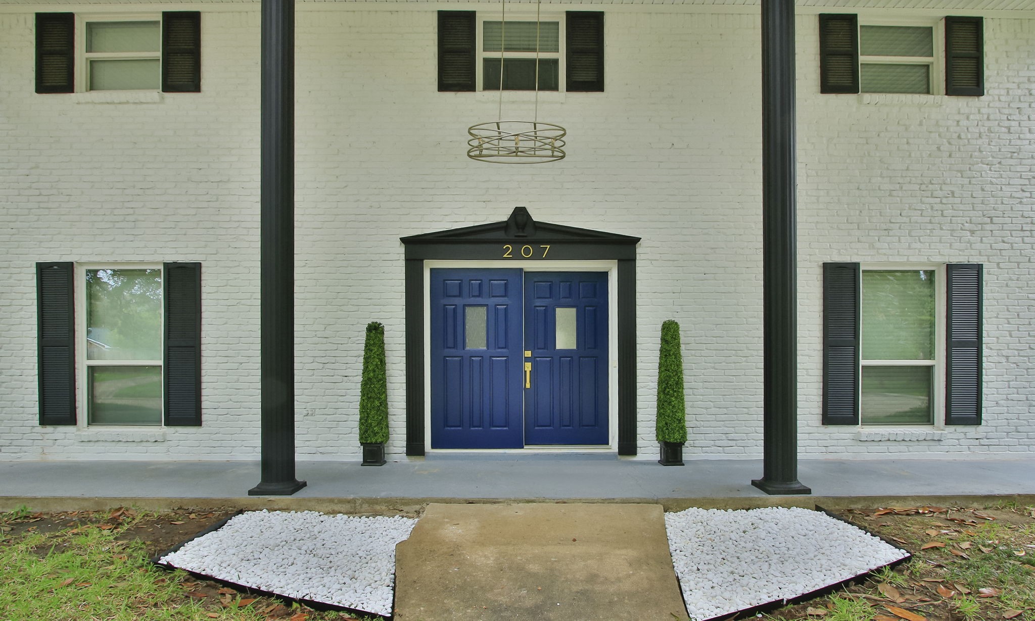 207 Burgundy Lane Property Photo 3