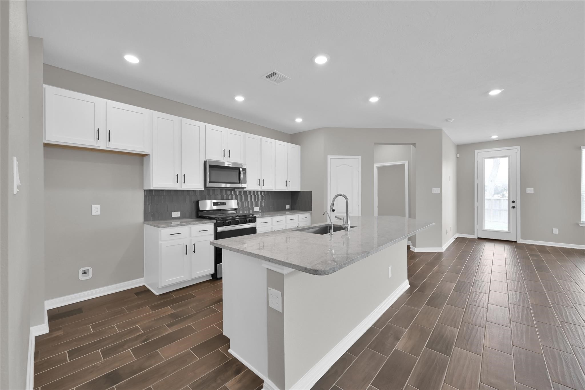 610 Coyote Canyon Court Property Photo 14