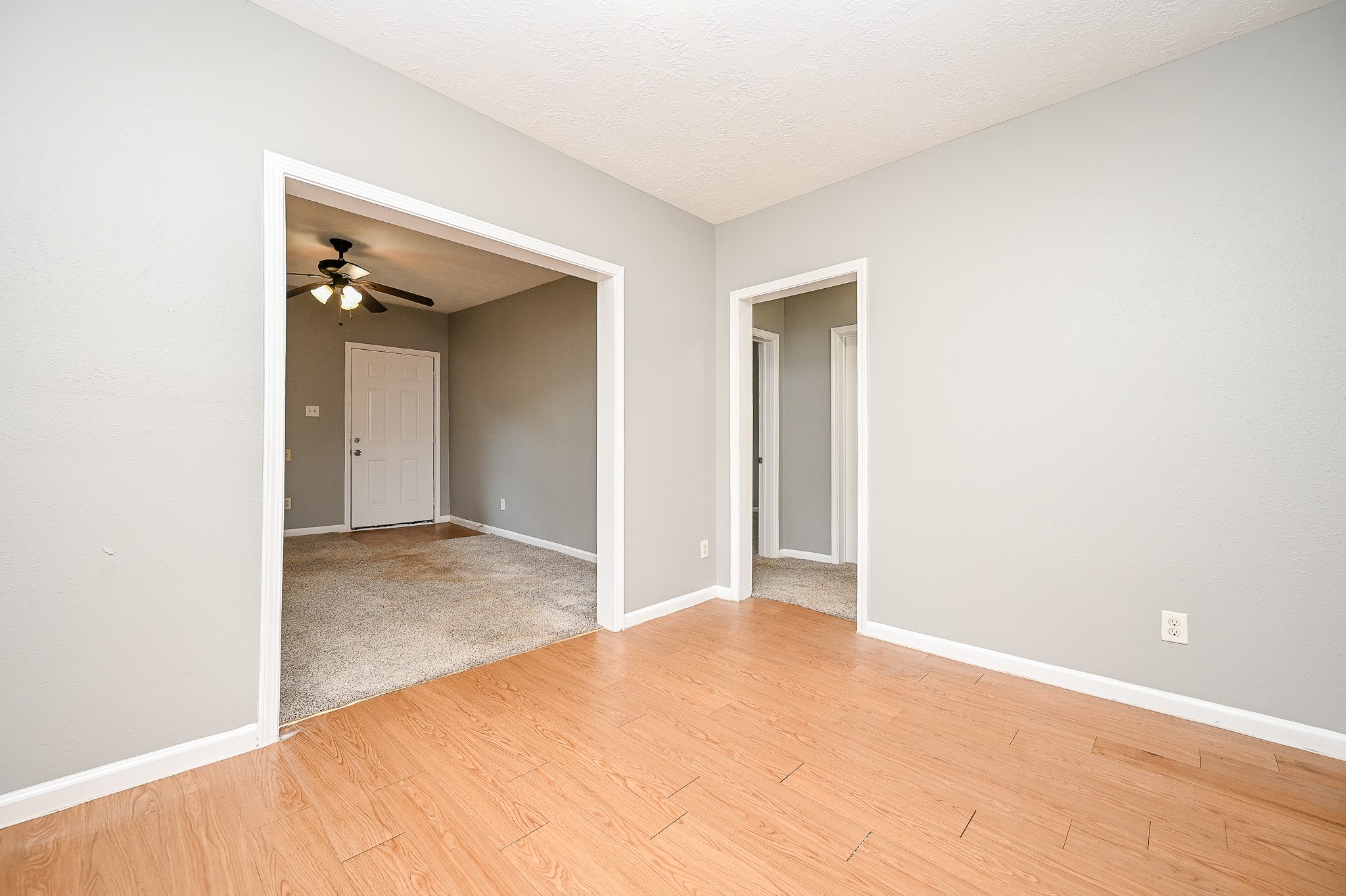 8007 Carver Road Property Photo 7