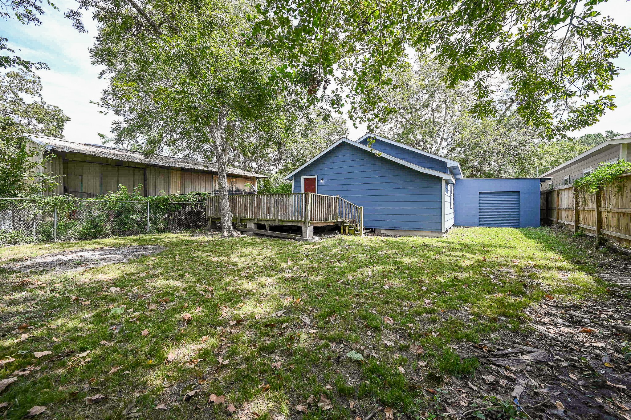 8007 Carver Road Property Photo 26