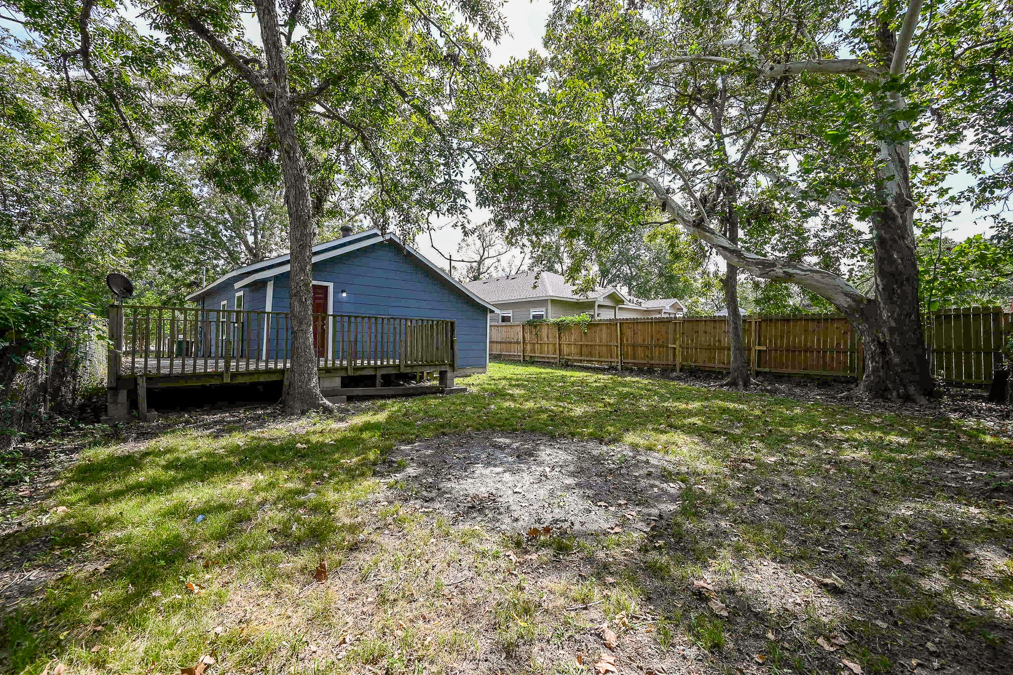8007 Carver Road Property Photo 27