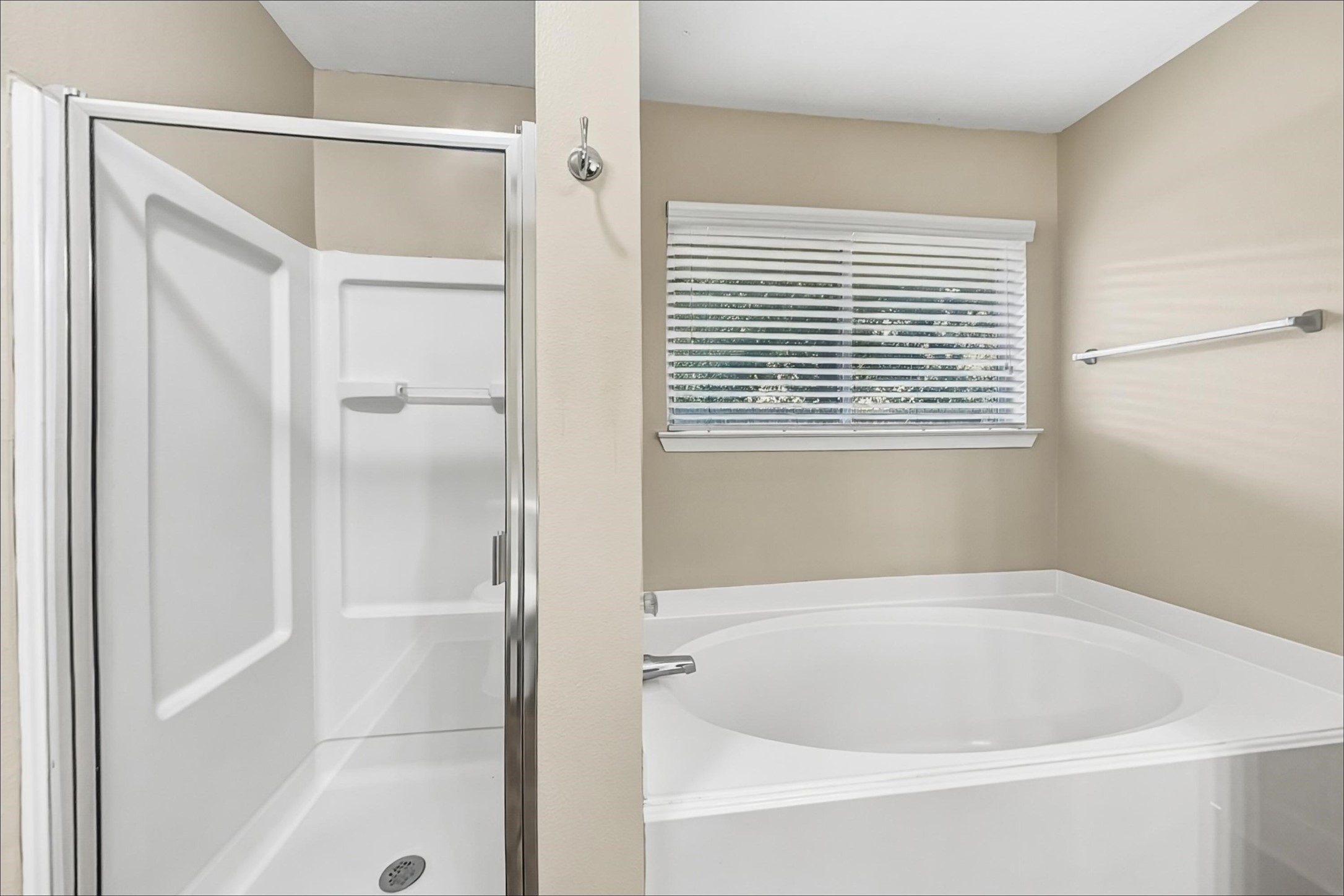 434 Laurel Timbers Drive Property Photo 11