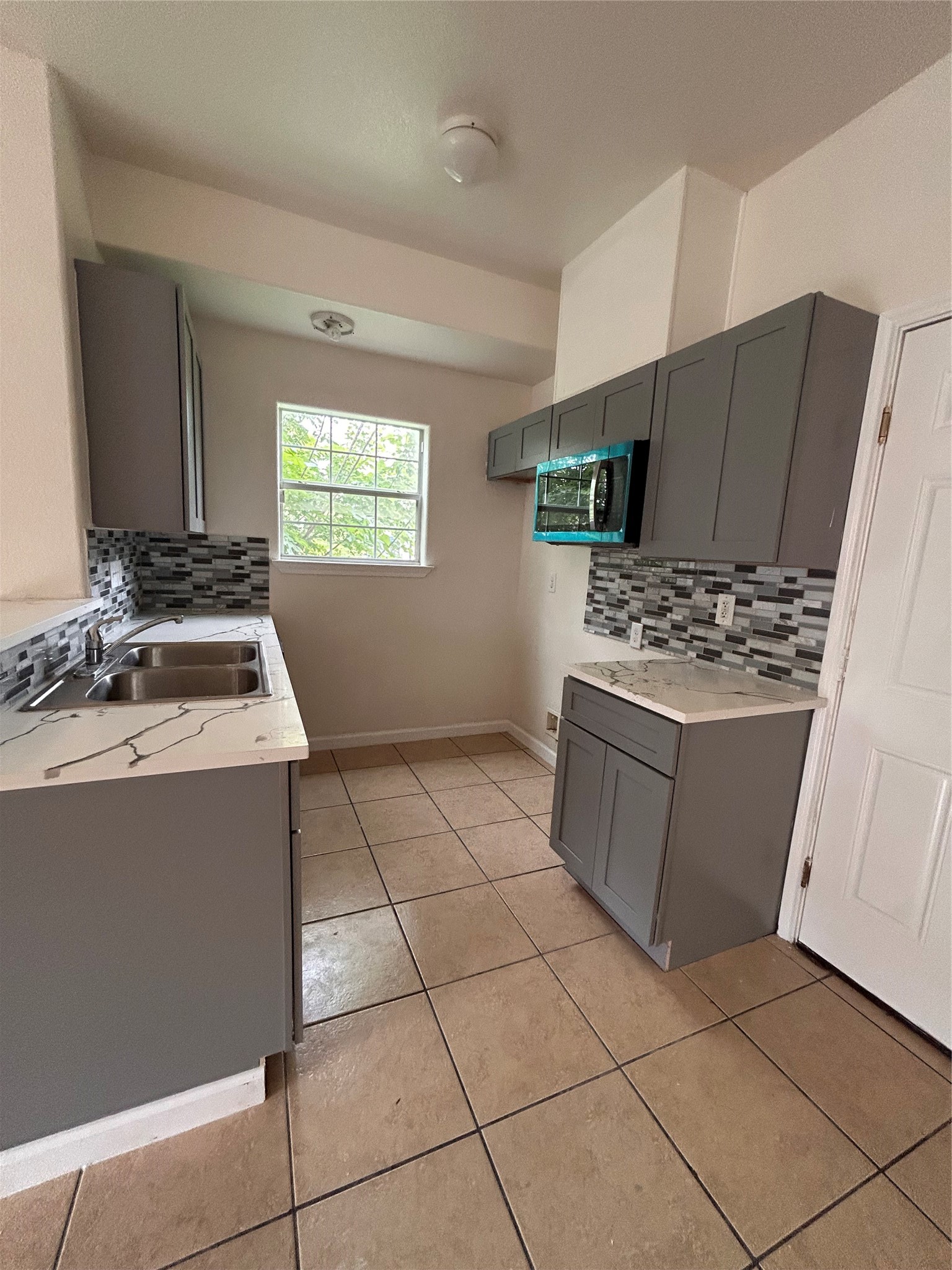 6841 Larkstone Street B Property Photo 1