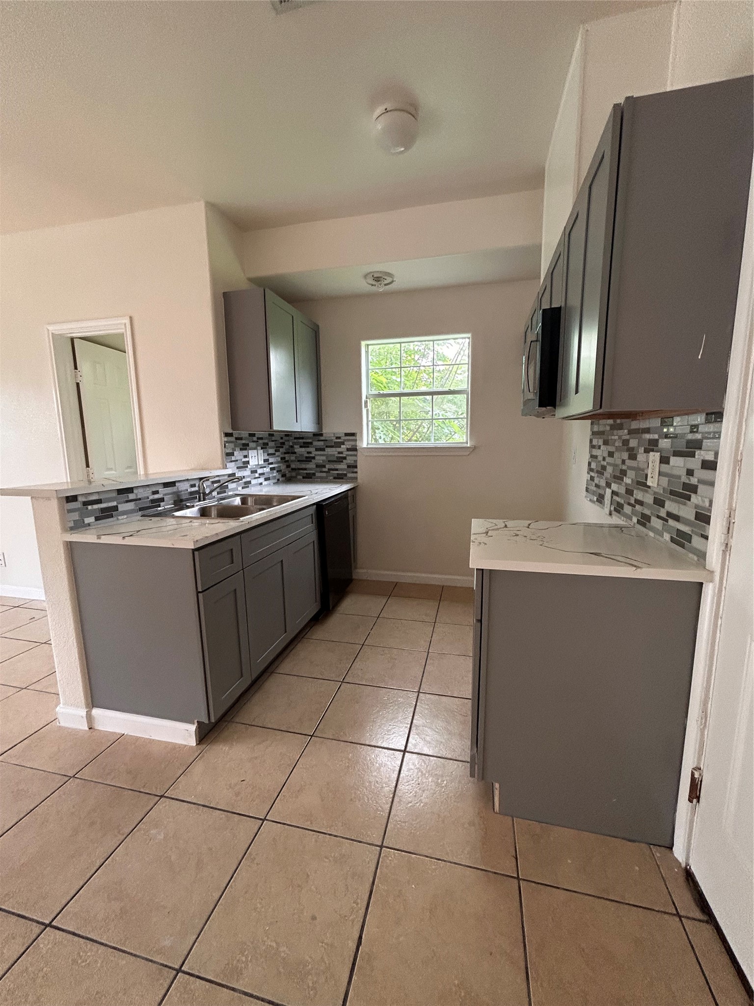 6841 Larkstone Street B Property Photo 8