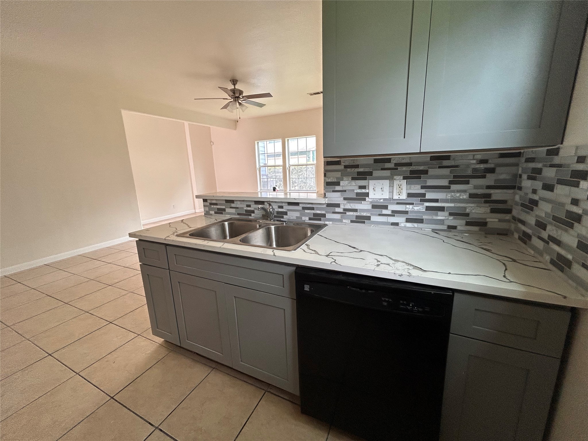 6841 Larkstone Street B Property Photo 10
