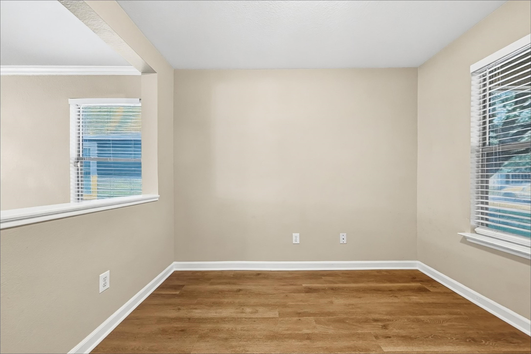 11411 Seven Sisters Drive Property Photo 6