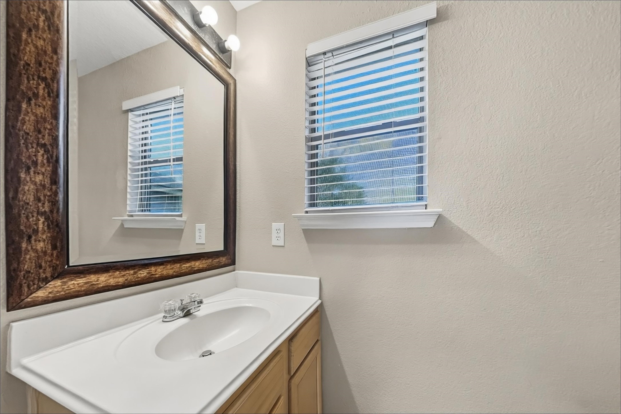 11411 Seven Sisters Drive Property Photo 14