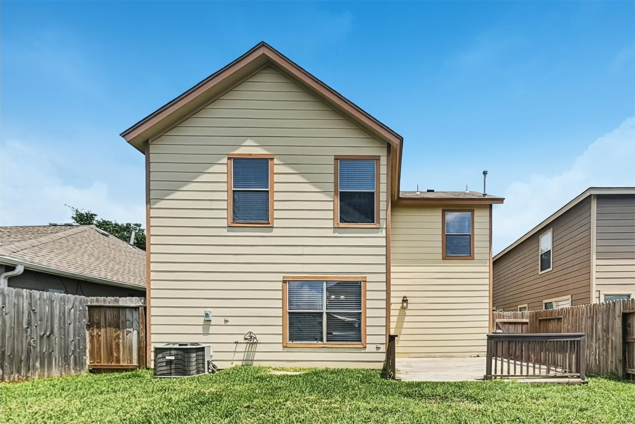 11411 Seven Sisters Drive Property Photo 17
