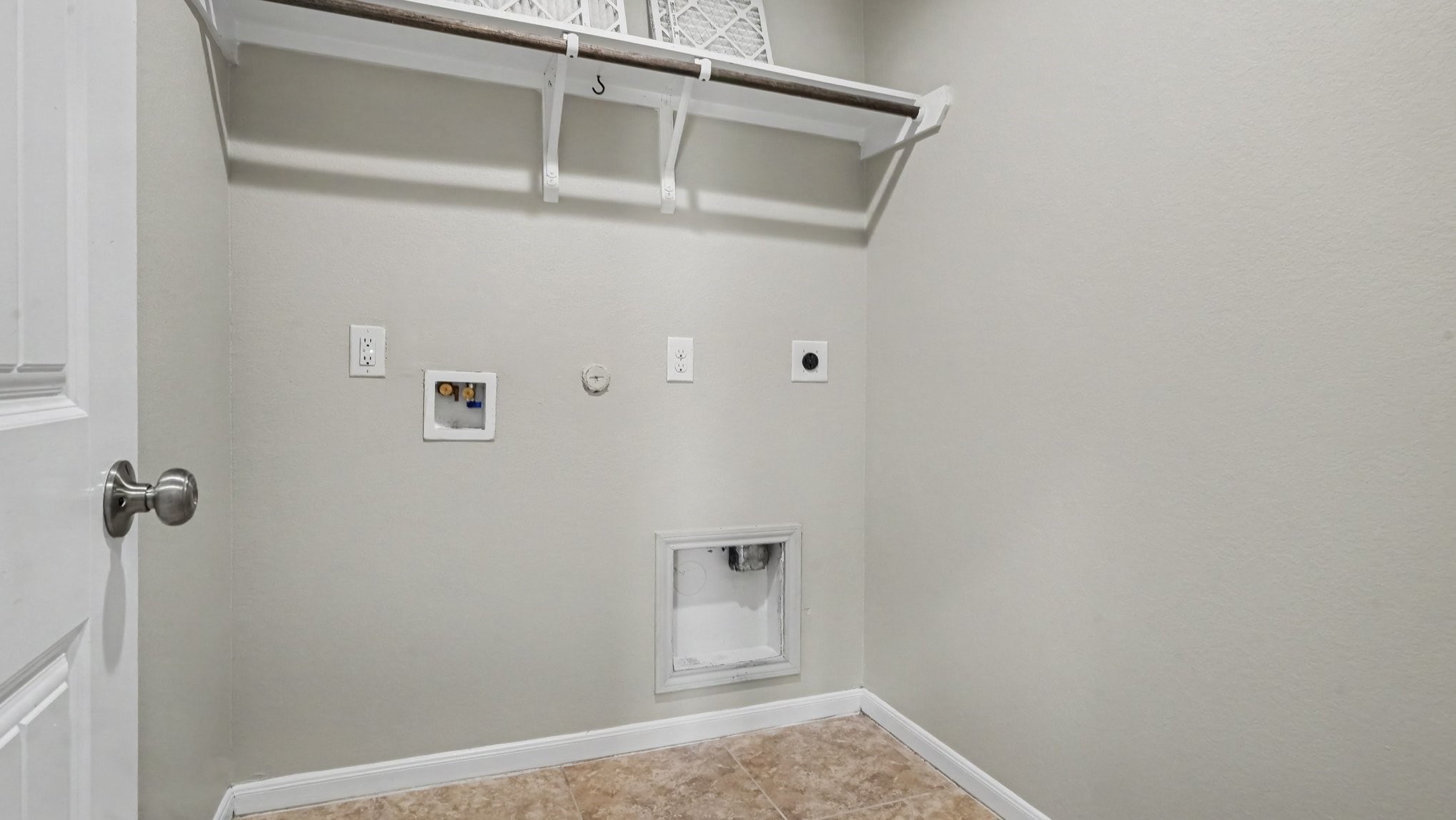 4014 Emperor Valley Lane Property Photo 20