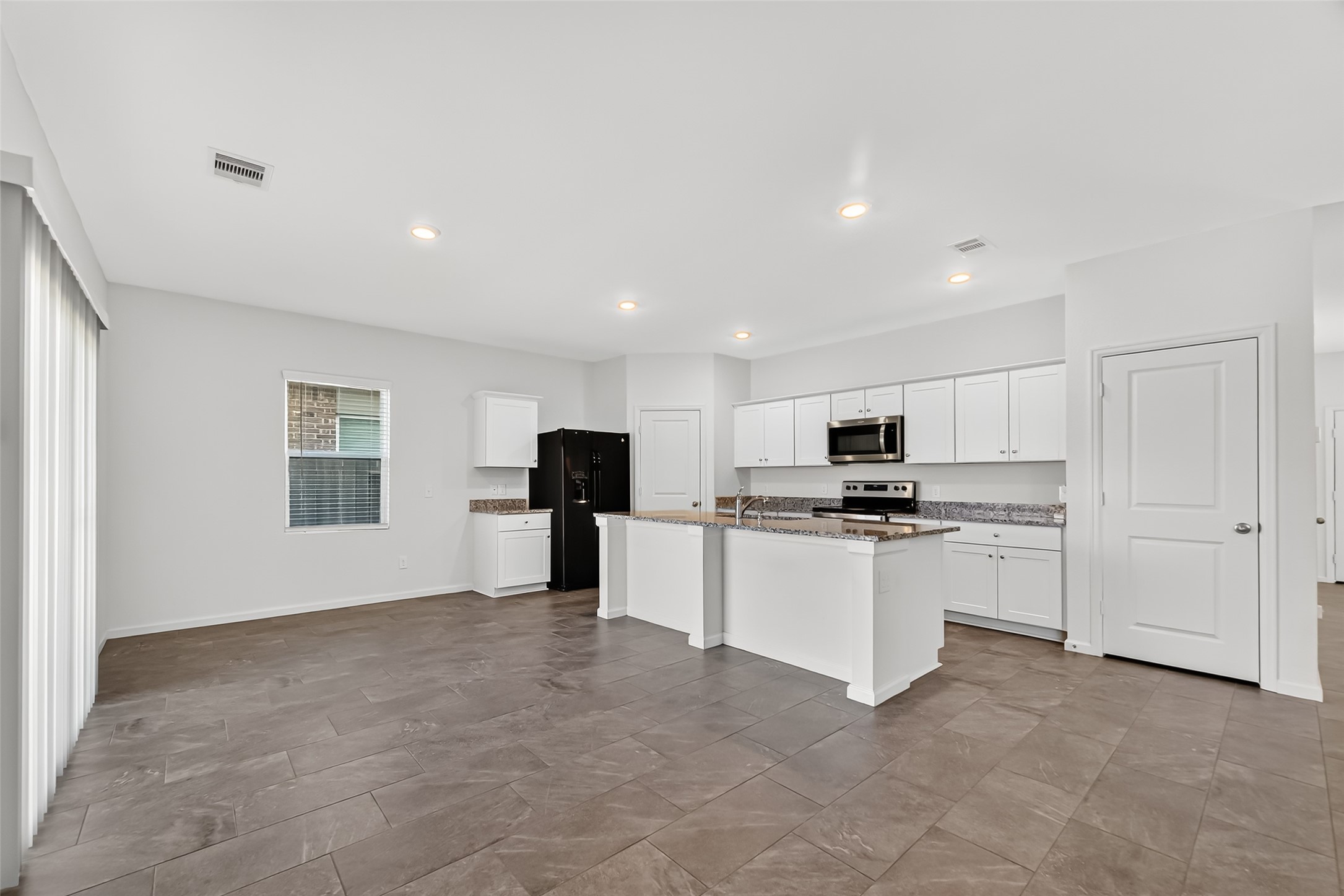 7119 Evitale Way Property Photo 11