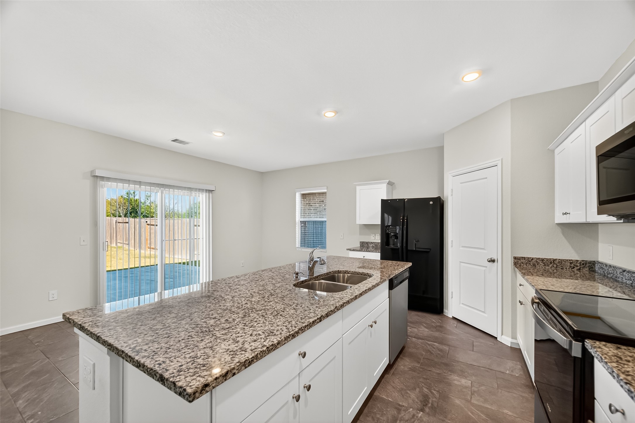 7119 Evitale Way Property Photo 13