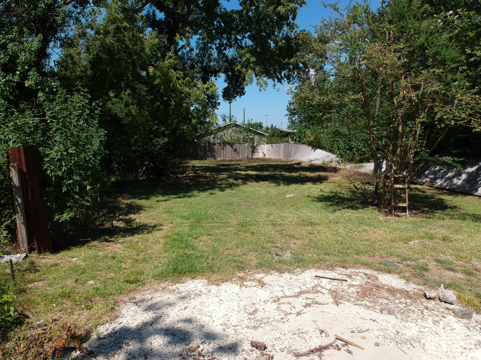 3409 Hewrick Street Property Photo 2