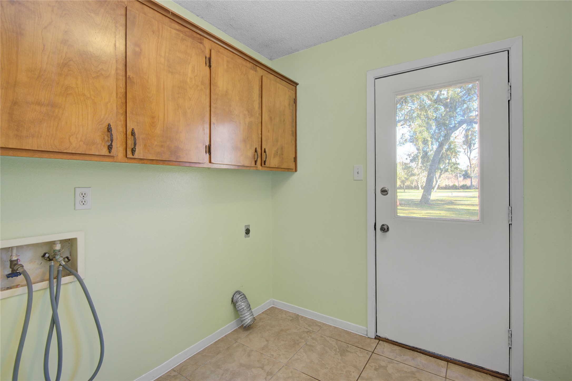411 County Road 912a Property Photo 12