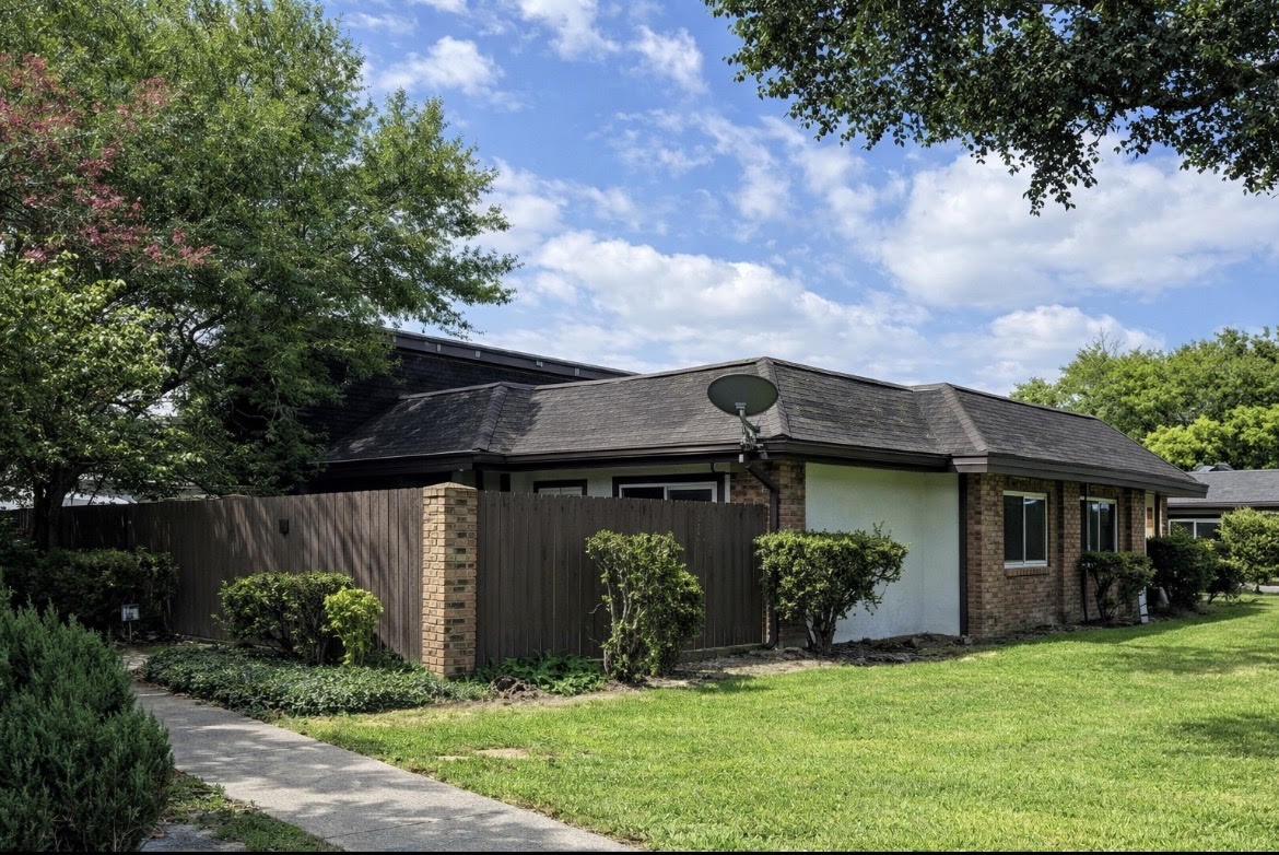 12026 Mighty Oak Dr A Property Photo 1