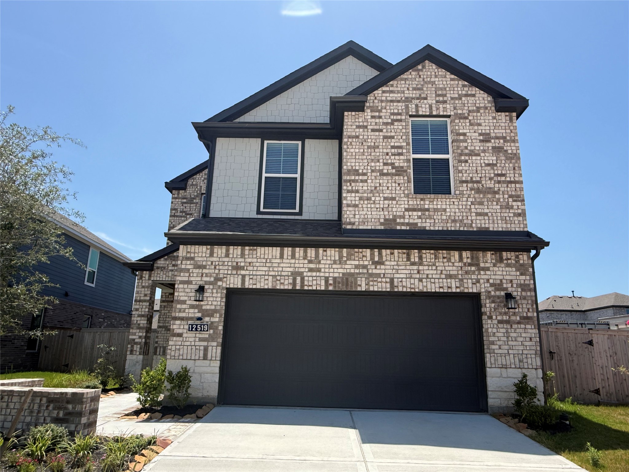 12519 Coastal Bend Way Property Photo 1
