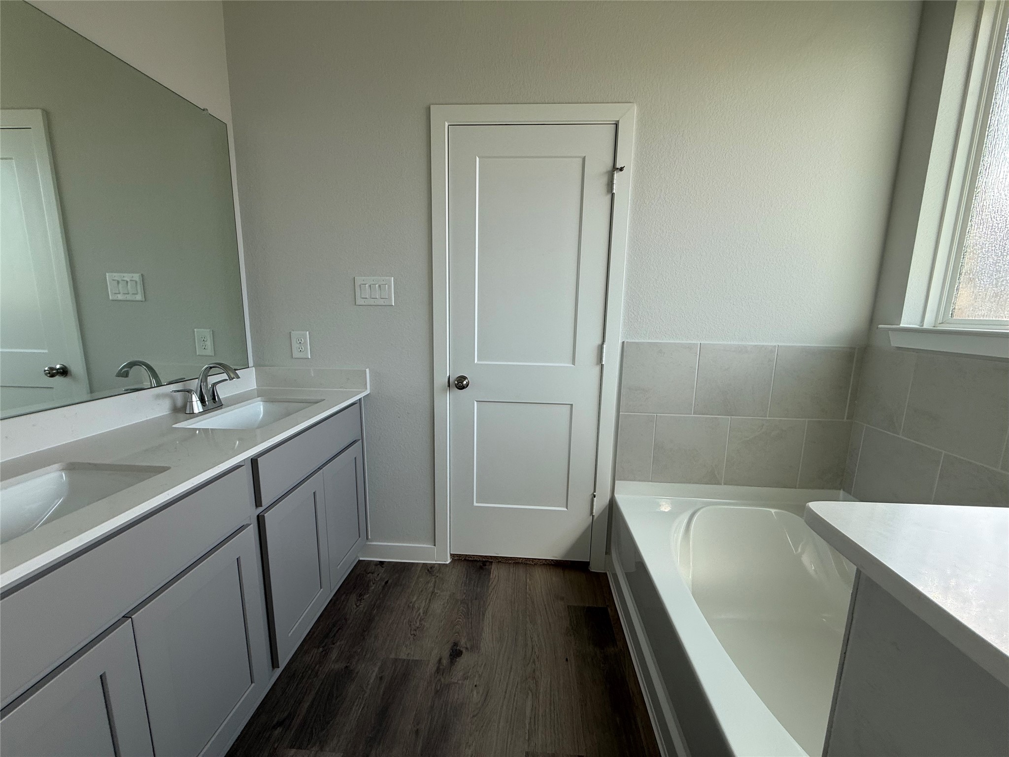12519 Coastal Bend Way Property Photo 11